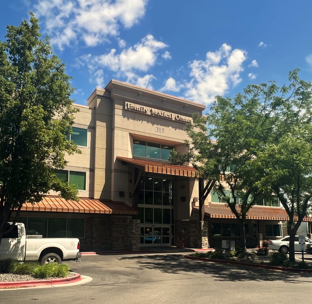 Full Circle Health Caldwell Clinic building